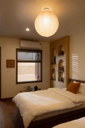 Mujo Stay Lạch Tray